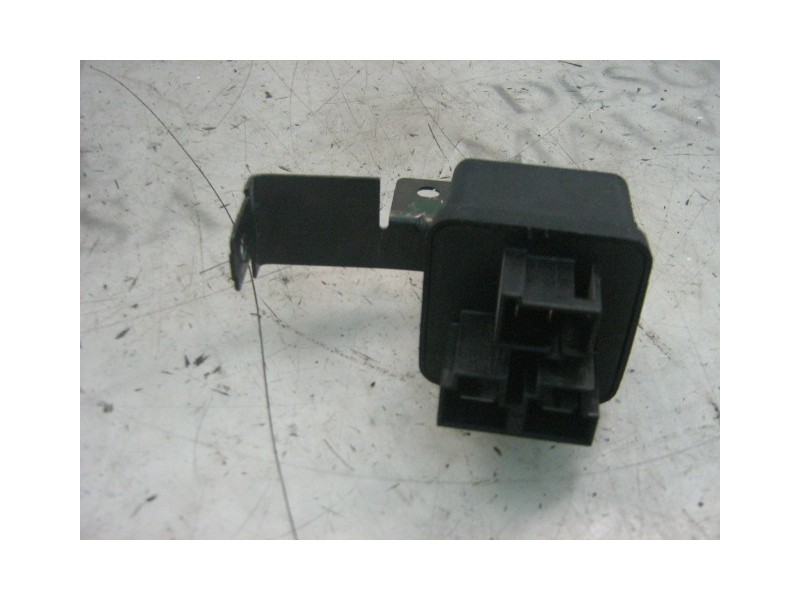 Recambio de modulo electronico para nissan trade 100 referencia OEM IAM   