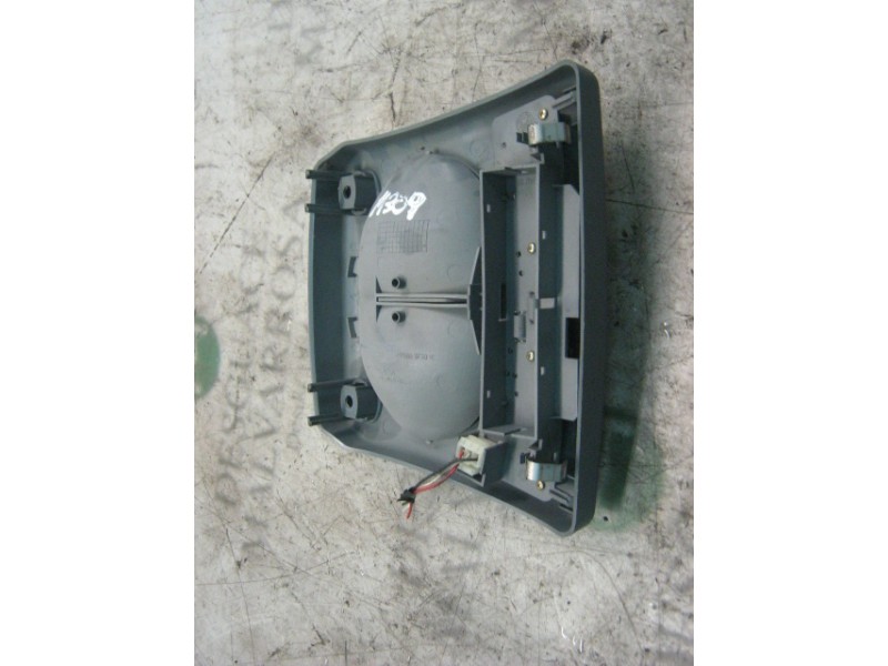 Recambio de piloto interior para fiat bravo (182) 2.0 20v cat referencia OEM IAM  712951631 