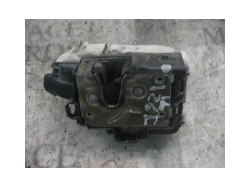 Recambio de cerradura puerta trasera izquierda para volkswagen golf iii berlina (1h1) gti referencia OEM IAM   