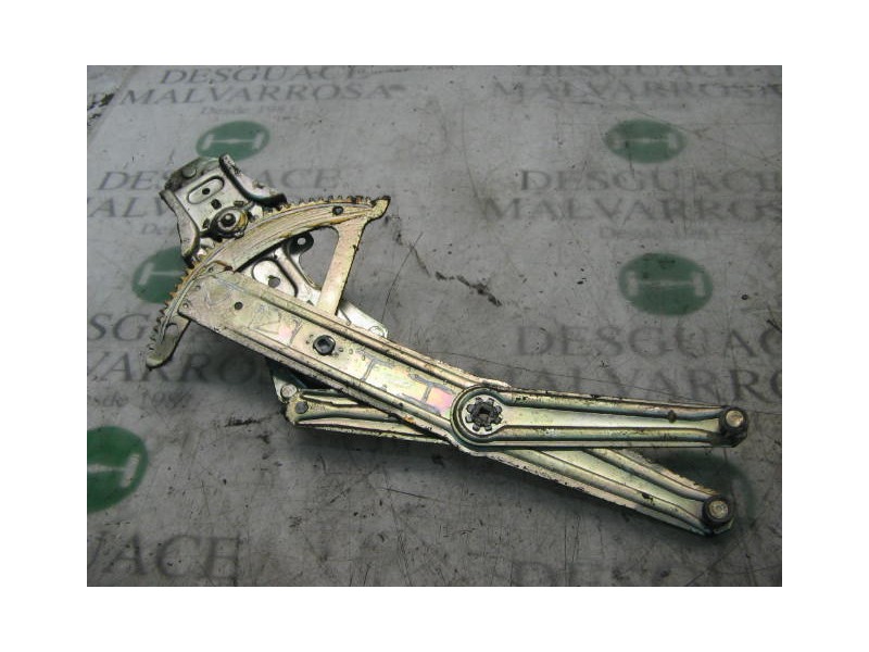 Recambio de elevalunas trasero izquierdo para peugeot 205 berlina 1.1 referencia OEM IAM   