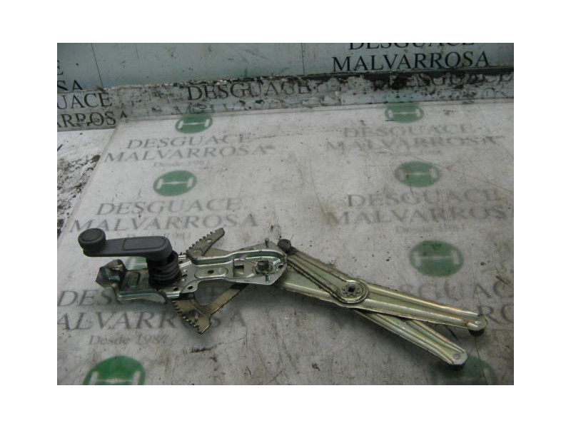 Recambio de elevalunas trasero izquierdo para peugeot 205 berlina 1.1 referencia OEM IAM   