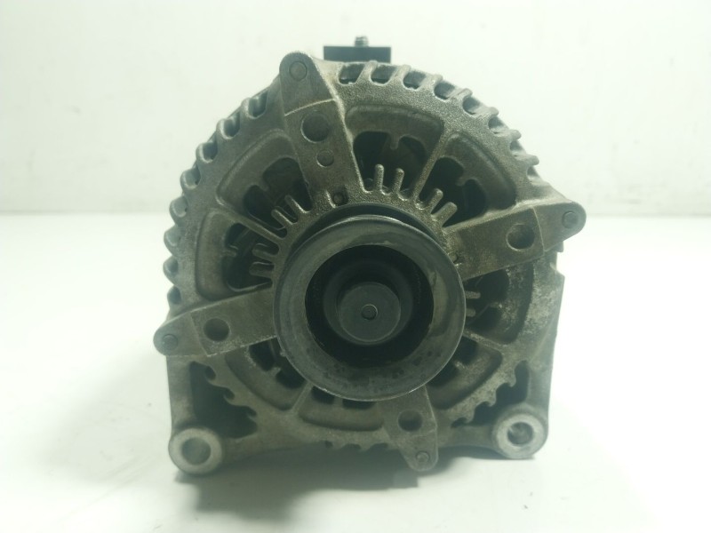 Recambio de alternador para bmw x5 (f15, f85) xdrive 25 d referencia OEM IAM 12317646814 764681404 