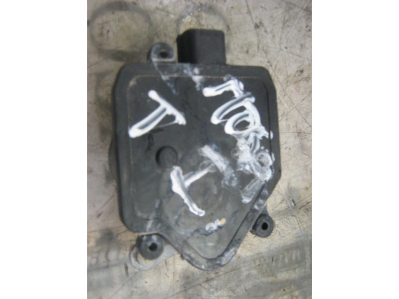 Recambio de motor c/c trasero izquierdo para mitsubishi outlander (cu0w) 2.0 2wd referencia OEM IAM   