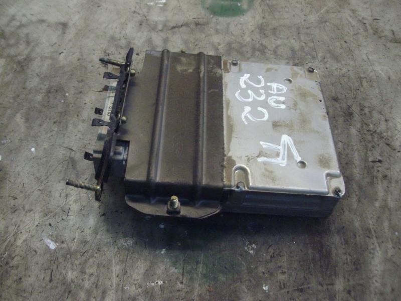 Recambio de centralita motor uce para ford fiesta berl./courier 1.3 cat referencia OEM IAM   