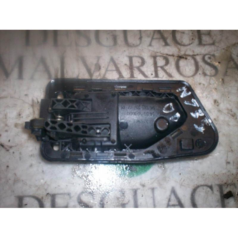 Recambio de maneta interior delantera derecha para peugeot 306 berlina 3/5 puertas (s1) graffic referencia OEM IAM   