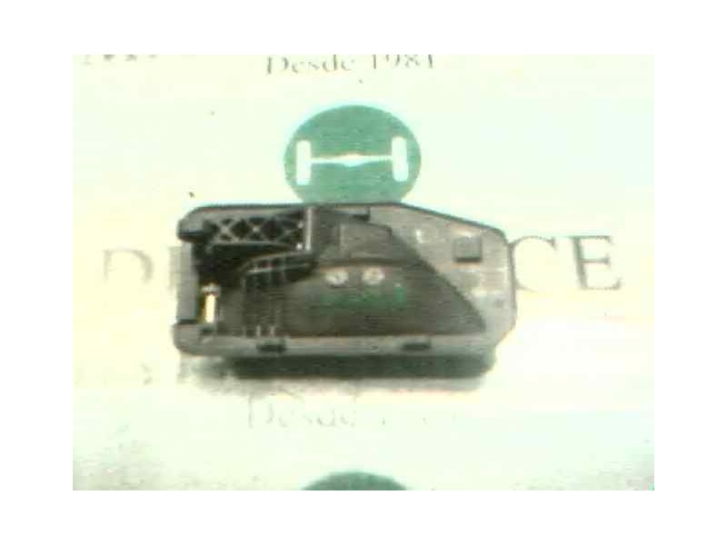 Recambio de maneta interior delantera izquierda para peugeot 405 berlina 1.4 referencia OEM IAM   