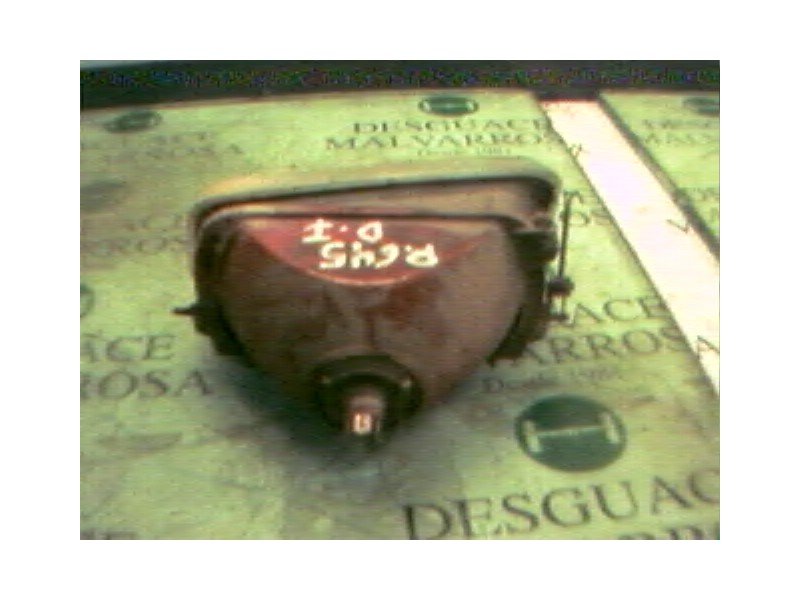 Recambio de faro izquierdo para renault 7 tl referencia OEM IAM   