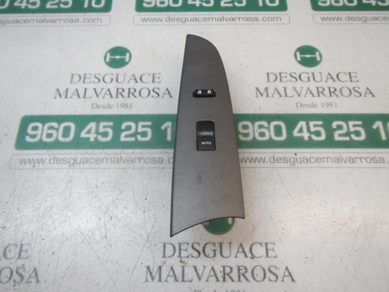 Recambio de mando elevalunas delantero derecho para lexus is200 (ds2/is2) 2.2 d-cat referencia OEM IAM 8481033110  