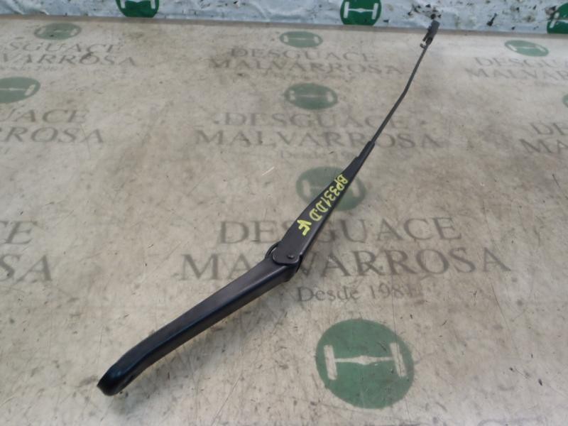 Recambio de brazo limpia delantero derecho para ford focus berlina (cap) trend referencia OEM IAM   