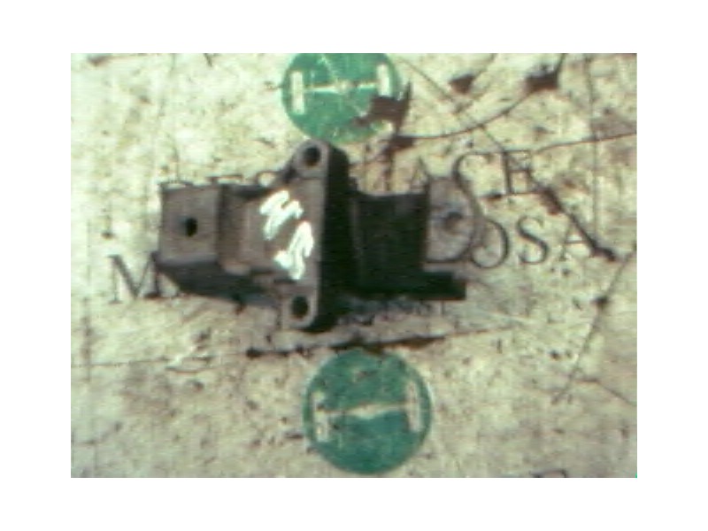 Recambio de soporte motor delantero para peugeot 205 berlina 1.8 diesel referencia OEM IAM   