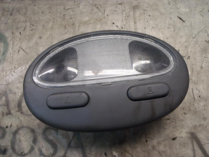 Recambio de piloto interior para chevrolet lacetti cdx referencia OEM IAM 96615323  