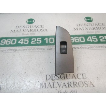 MANDO ELEVALUNAS TRASERO DERECHO 8481033110 