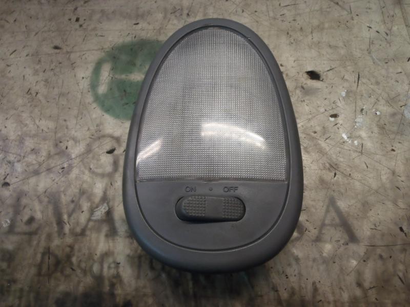 Recambio de piloto interior para chevrolet lacetti cdx referencia OEM IAM 96615321  