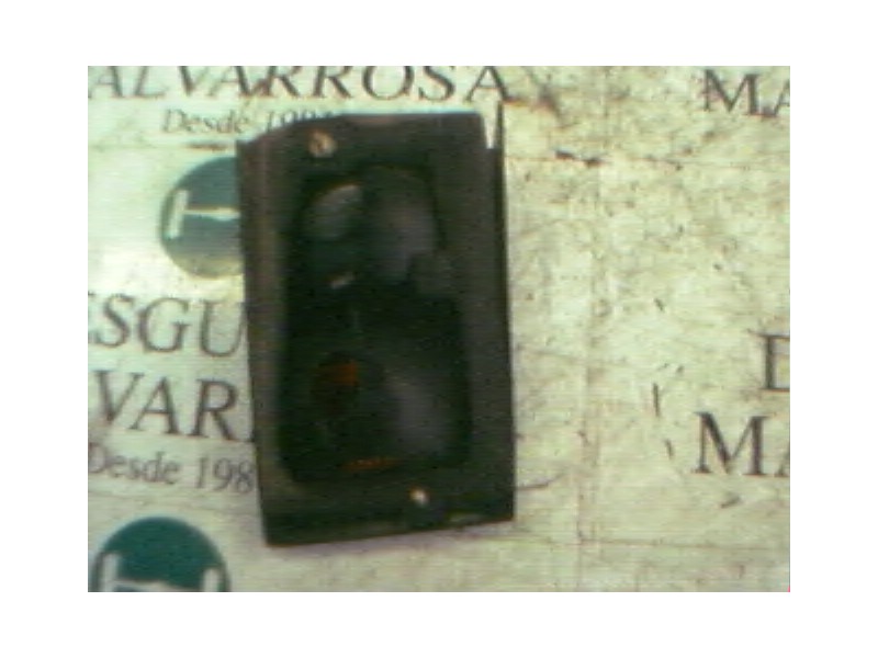 Recambio de piloto trasero derecho interior para mg serie 800 (rs) 820 si berlina referencia OEM IAM   