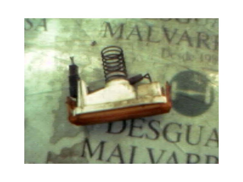 Recambio de piloto delantero derecho para renault rapid/express (f40) 1.6 diesel referencia OEM IAM   