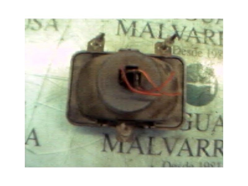 Recambio de faro izquierdo para nissan vanette (c 220) vanette bus referencia OEM IAM   