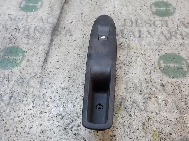 Recambio de mando elevalunas delantero derecho para citroën c4 lim. 1.6 hdi fap referencia OEM IAM 6490JY  