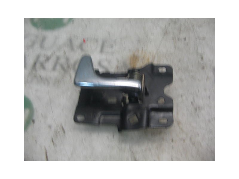 Recambio de maneta interior delantera derecha para mg serie 200 (rf) 220 d (3-ptas.) referencia OEM IAM   