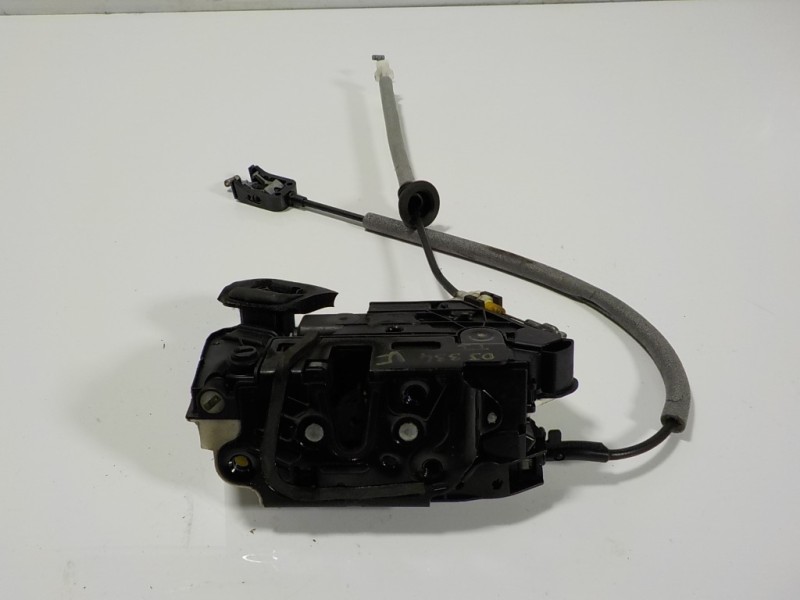 Recambio de cerradura puerta trasera izquierda para seat toledo (kg3) 1.6 tdi referencia OEM IAM 5E0839015A 5E0839015A 