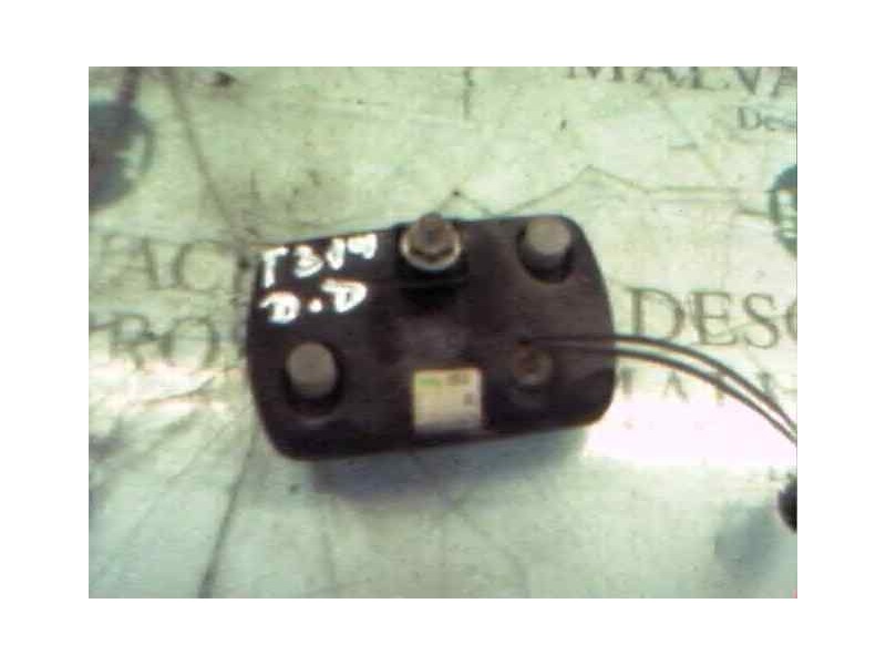 Recambio de faro antiniebla derecho para ford fiesta berl./courier 1.1 cat referencia OEM IAM   