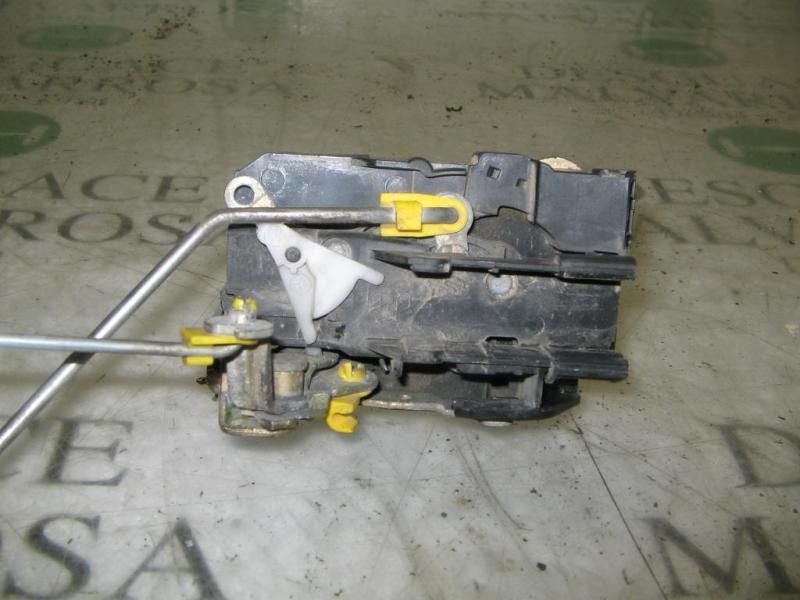 Recambio de cerradura puerta delantera derecha para renault safrane (b54) 2.2i referencia OEM IAM   