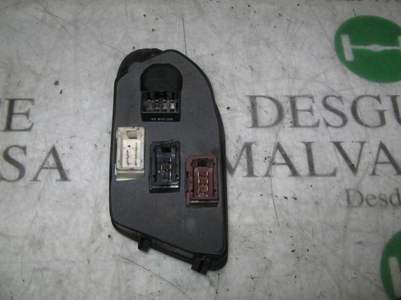 Recambio de mando elevalunas delantero izquierdo para renault safrane (b54) 2.2i referencia OEM IAM   