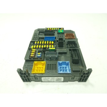 CAJA RELES / FUSIBLES 9830790580