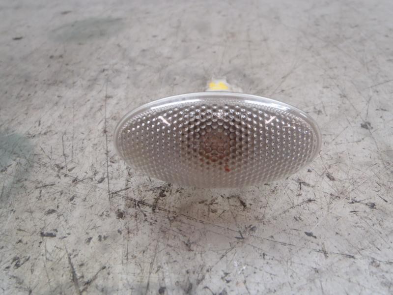 Recambio de piloto lateral derecho para suzuki swift berlina (mz) gl (5-ptas.) referencia OEM IAM 3641063J00  