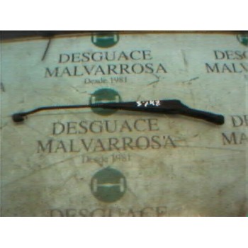 BRAZO LIMPIA DELANTERO DERECHO 