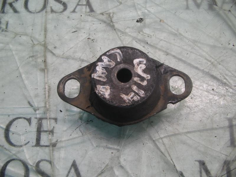 Recambio de soporte cambio para renault 19 (b/c/l53) referencia OEM IAM   