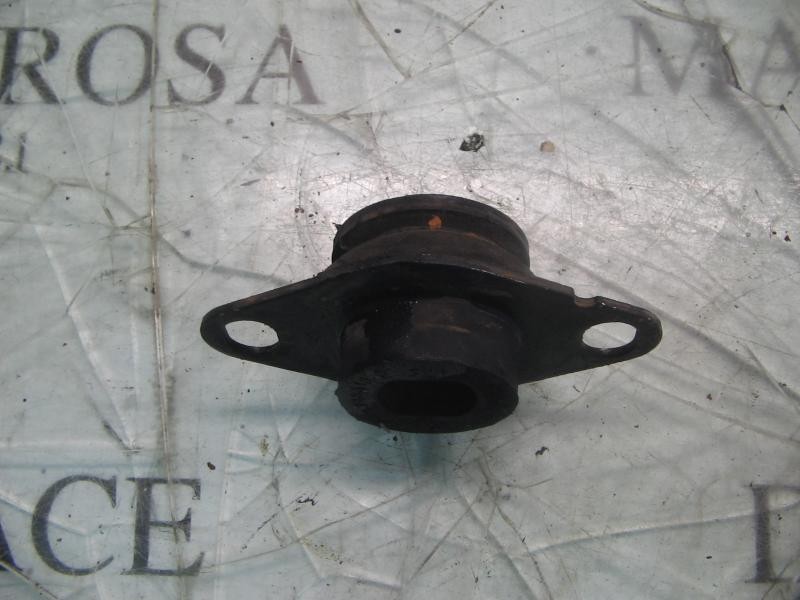 Recambio de soporte cambio para renault 19 (b/c/l53) referencia OEM IAM   