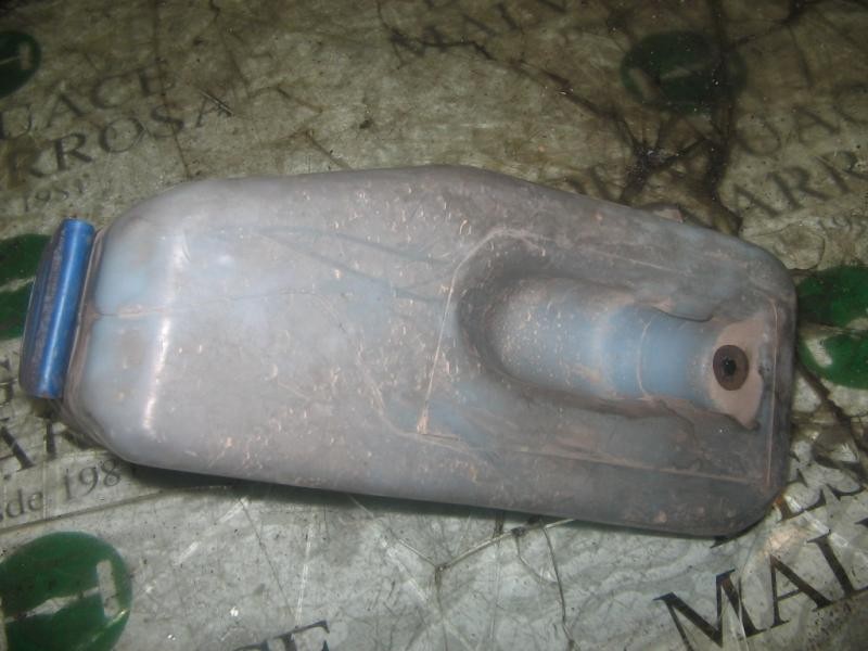 Recambio de deposito limpia para seat ibiza (6k) clx referencia OEM IAM   