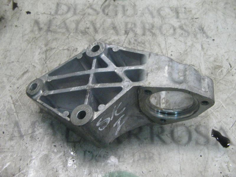 Recambio de soporte cambio para opel astra h berlina cosmo referencia OEM IAM   