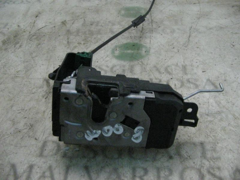 Recambio de cerradura puerta delantera derecha para opel astra h berlina cosmo referencia OEM IAM   