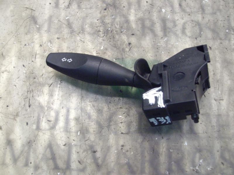 Recambio de mando intermitentes para ford fiesta (cbk) futura referencia OEM IAM   