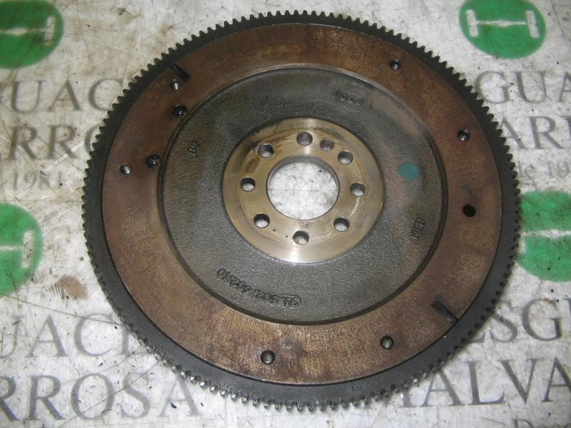 Recambio de volante motor para peugeot 205 berlina 1.8 diesel referencia OEM IAM   