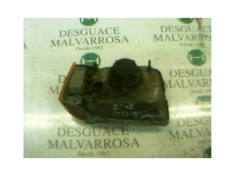 Recambio de faro izquierdo para seat terra 0.9 referencia OEM IAM   