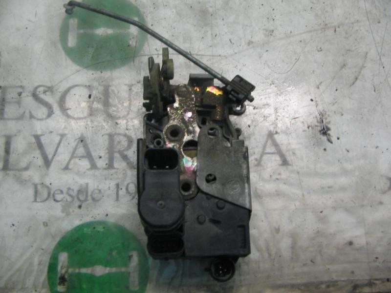 Recambio de cerradura puerta delantera derecha para fiat brava (182) td 75 sx referencia OEM IAM   
