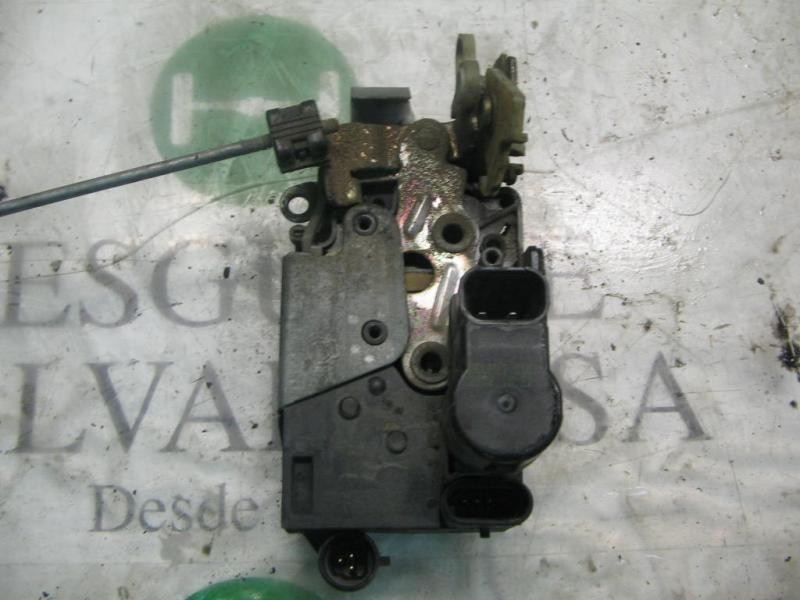 Recambio de cerradura puerta delantera izquierda para fiat brava (182) td 75 sx referencia OEM IAM   