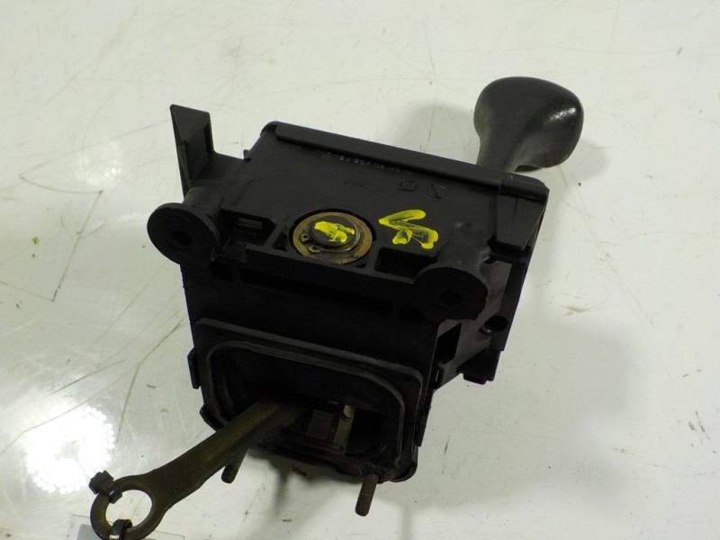 Recambio de palanca cambio para mercedes-benz clase e (w124) berlina 3.0 turbodiesel referencia OEM IAM  12426704 
