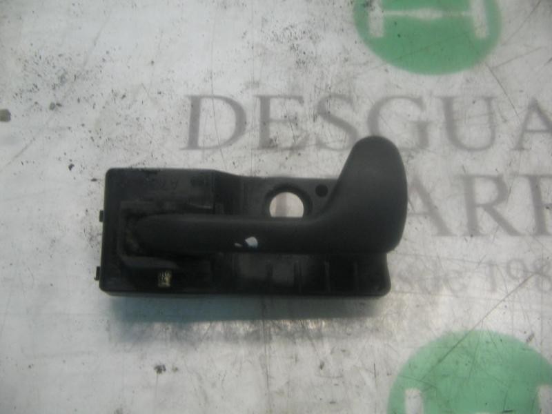 Recambio de maneta interior delantera izquierda para fiat punto berl. (176) 1.7 turbodiesel referencia OEM IAM   