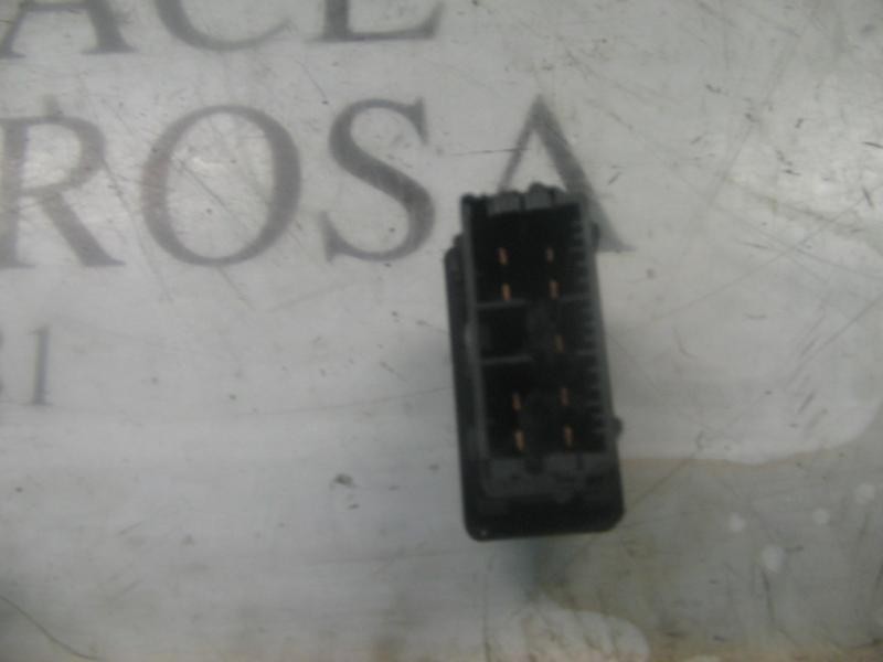 Recambio de warning para peugeot 605 2.4 sv referencia OEM IAM   