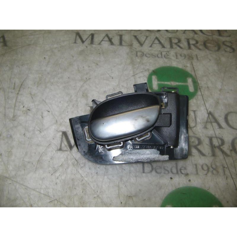 Recambio de maneta interior delantera derecha para peugeot 206 berlina xs referencia OEM IAM   