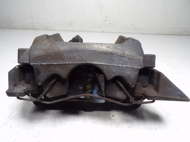 Recambio de pinza freno delantera derecha para peugeot 508 2.0 16v hdi fap referencia OEM IAM 4401R5  