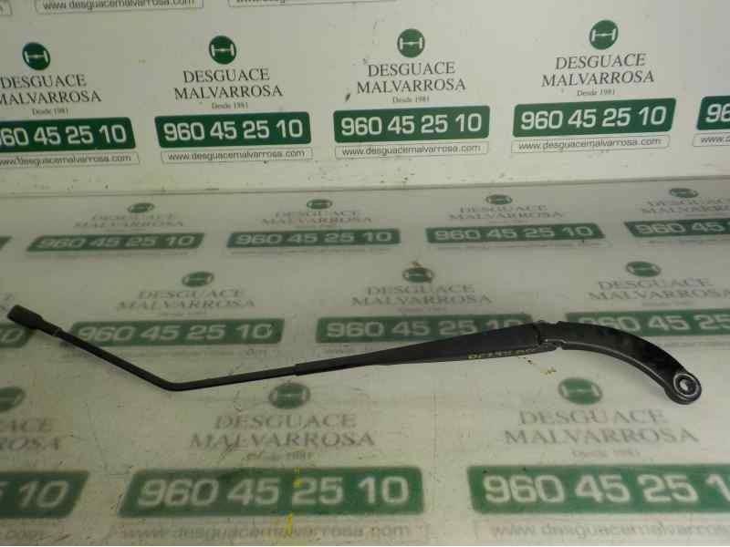 Recambio de brazo limpia delantero derecho para renault captur 1.2 tce energy referencia OEM IAM 288864303R  