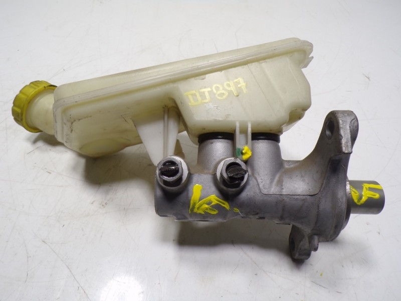 Recambio de bomba freno para peugeot 208 1.4 hdi fap referencia OEM IAM 4601R7 32069745 32069745