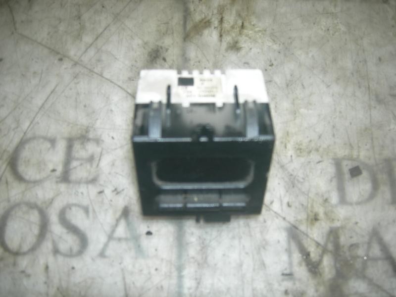 Recambio de mando multifuncion para renault megane i fase 2 berlina (ba0) 1.9 d expression referencia OEM IAM   