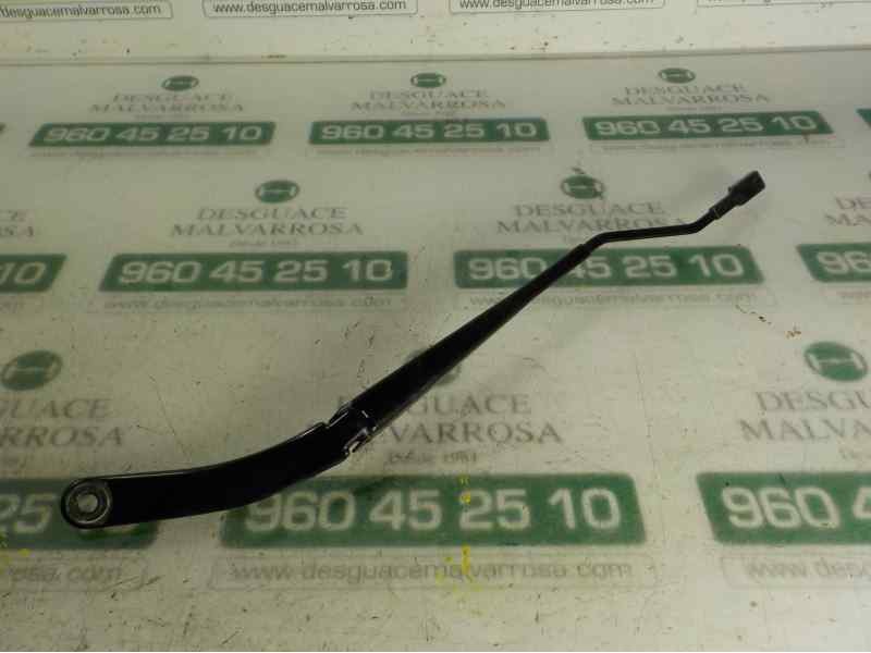 Recambio de brazo limpia delantero izquierdo para renault captur 1.2 tce energy referencia OEM IAM 288812161R  