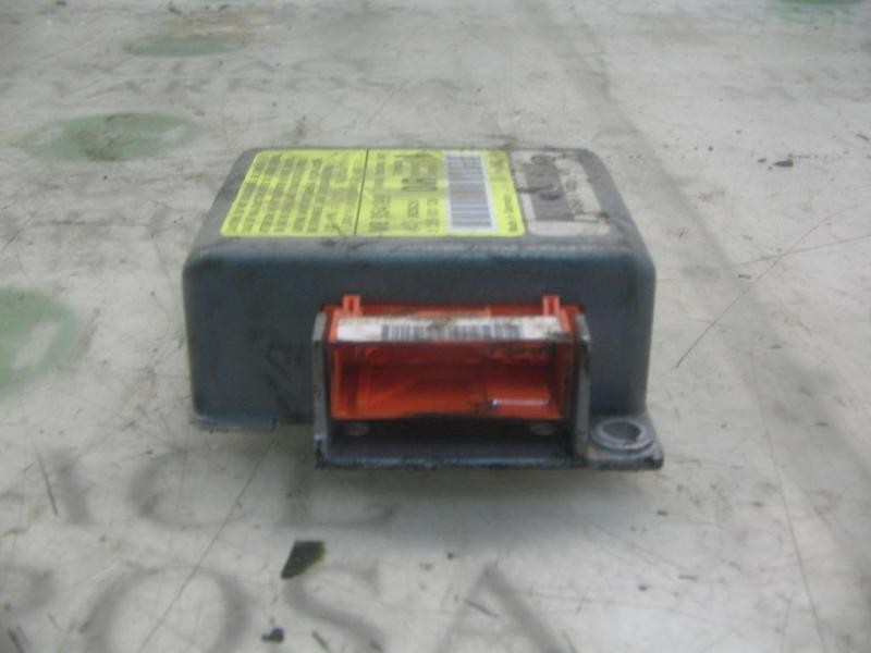 Recambio de centralita airbag para mitsubishi carisma berlina 5 (da0)1995) 1900 glx climatizado referencia OEM IAM   