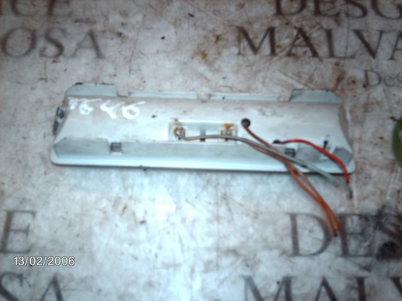 Recambio de piloto interior para bmw serie 5 berlina (e34) 525i (141kw) referencia OEM IAM 63318380605  